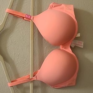 PINK  WEAR EVERYWHERE PUSH-UP BRA 36C ()  Never Worn!